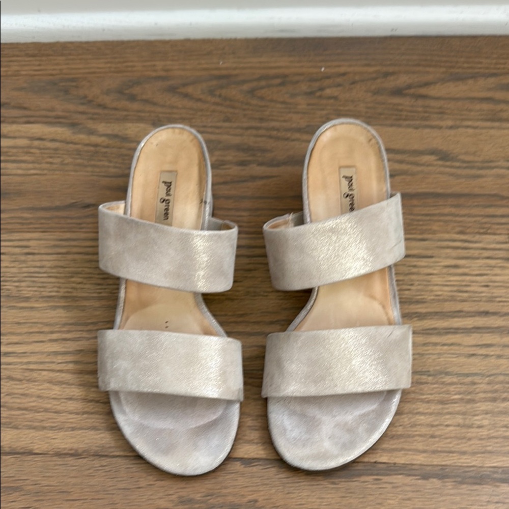 Paul Green Silver Sandals Sleek Minimalist Design $75 size 7